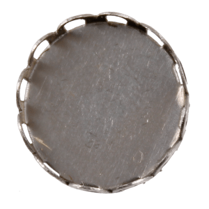 fém díszítő elem kerek foglalat hullámos szélű